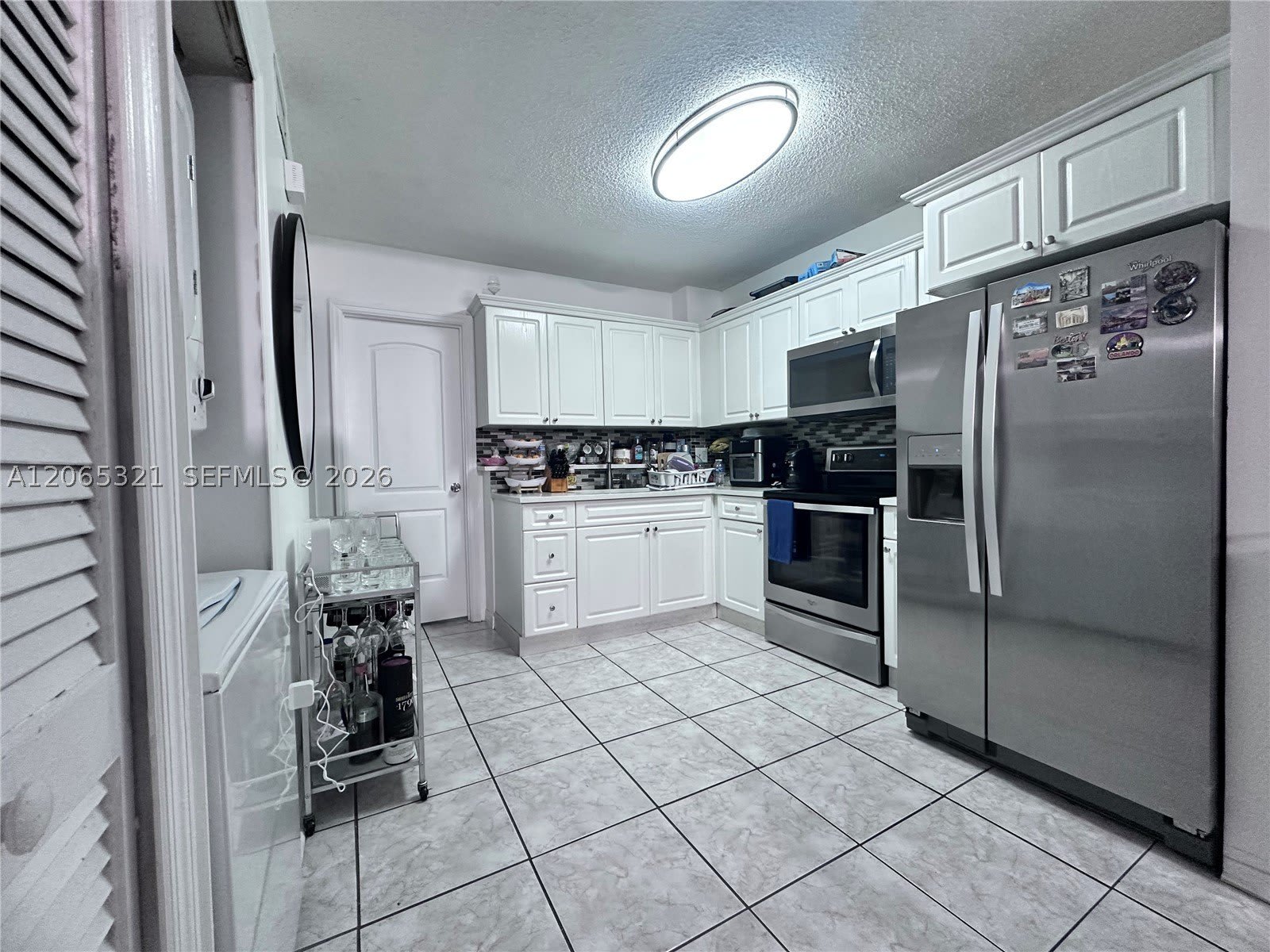 4689 Nw 9Th St – photo 2