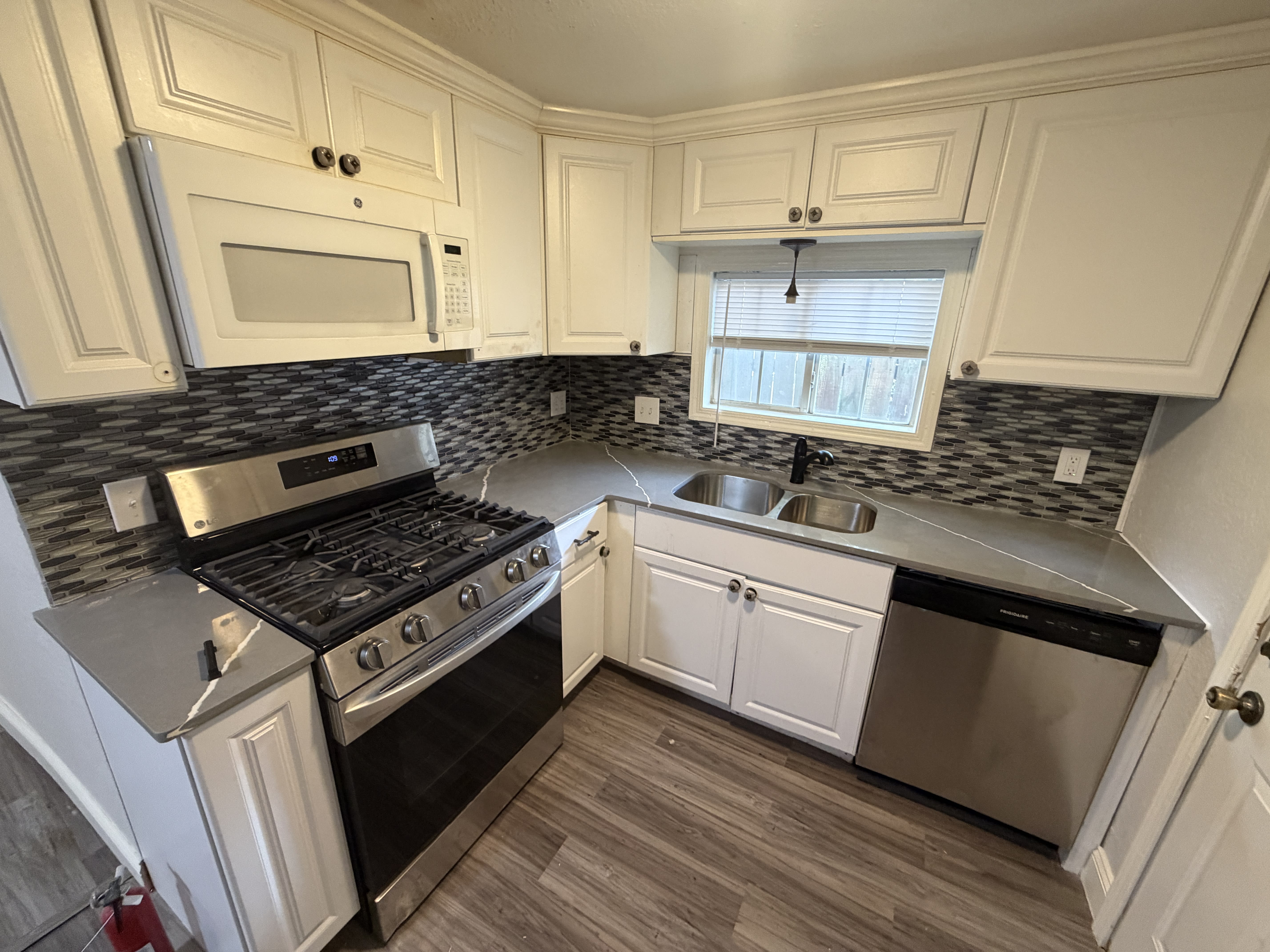 805 Nw 20th St – photo 3