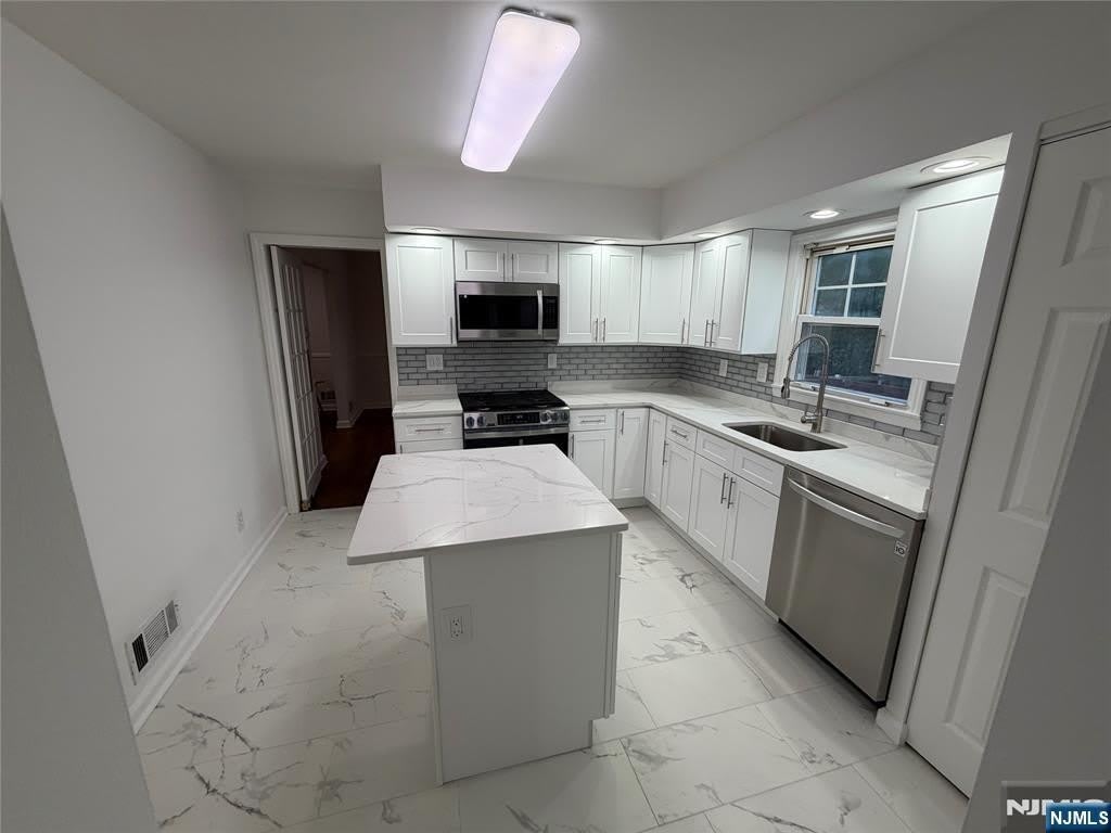 225 Hillside Avenue – photo 5