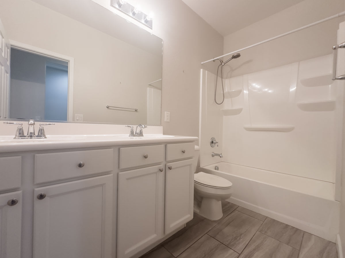 17923 W Louise Dr – photo 5