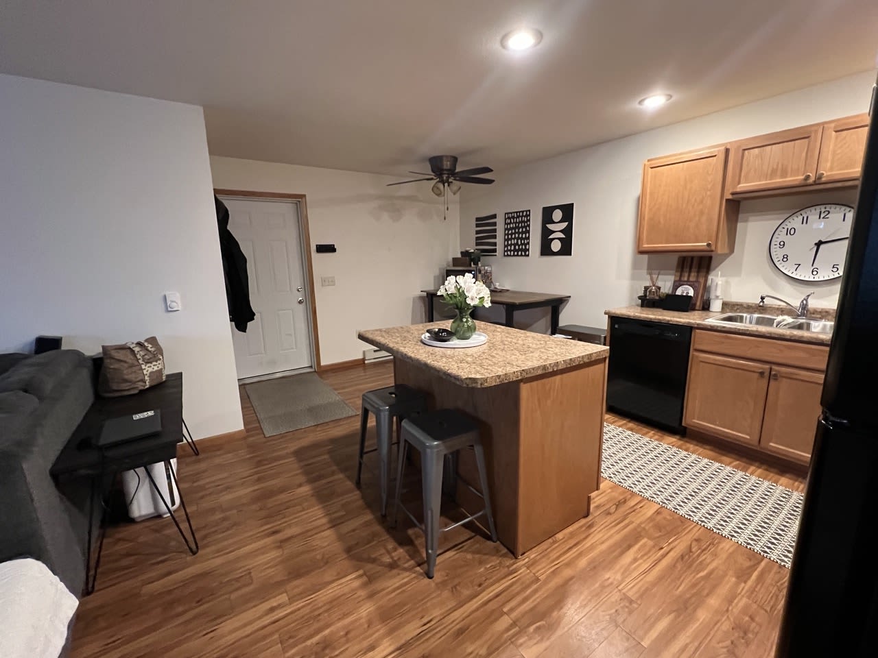 201 N. Wilson Drive, 201 A – photo 3