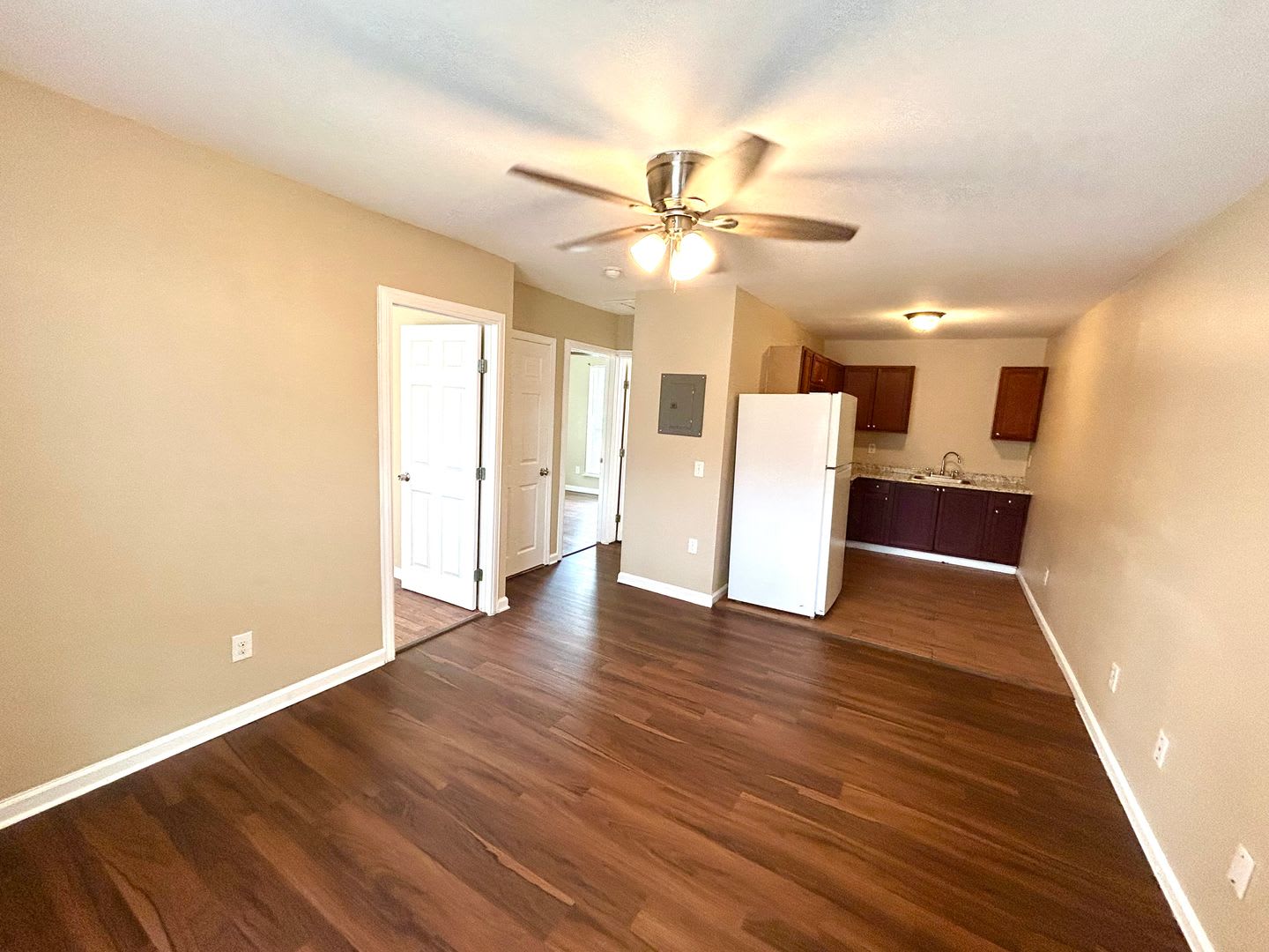 Move In Special 2 Bedroom 1 Bath Unit Near Lackland Afb – photo 3