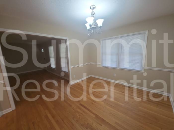 1908 Medfield Road – photo 4