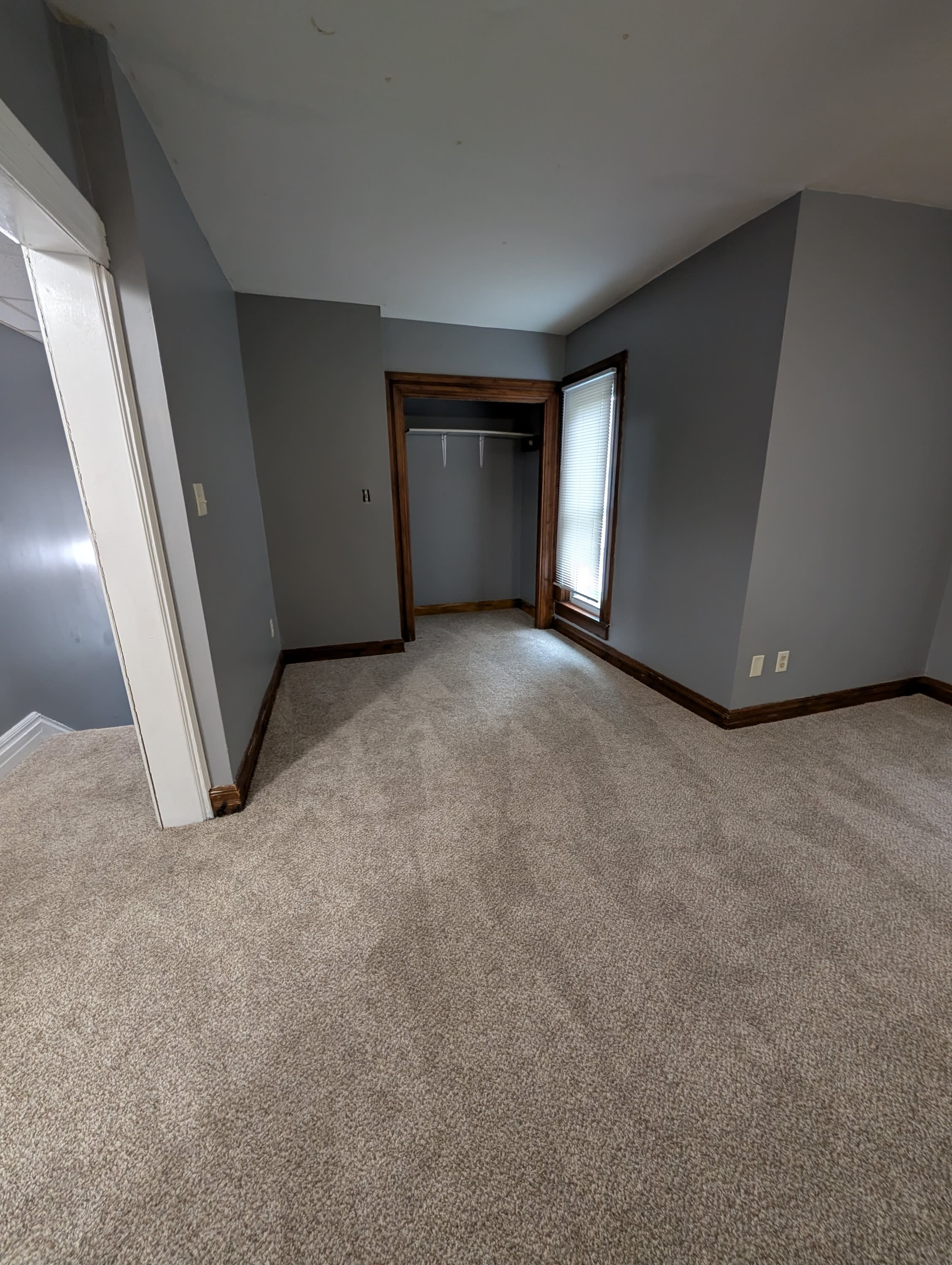 1268 SW Western Avenue – photo 2