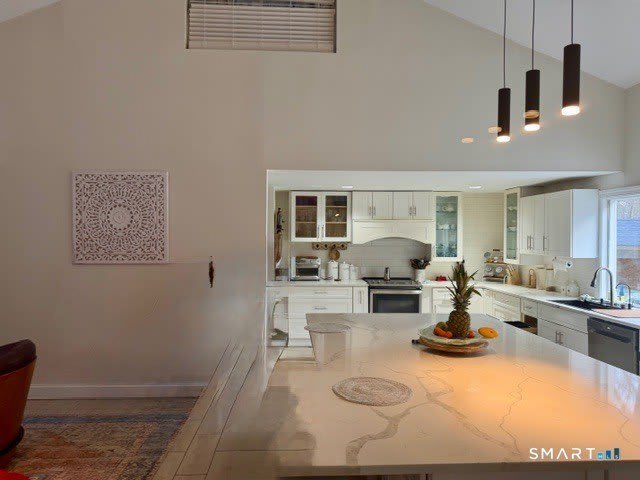 24 N Calvin Road – photo 5