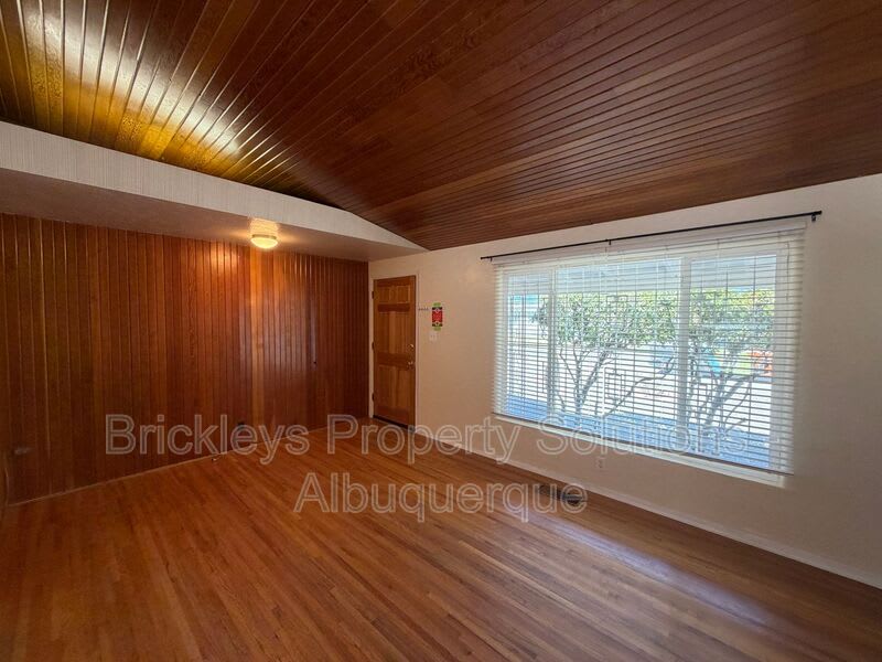 2838 La Veta Dr. NE – photo 4