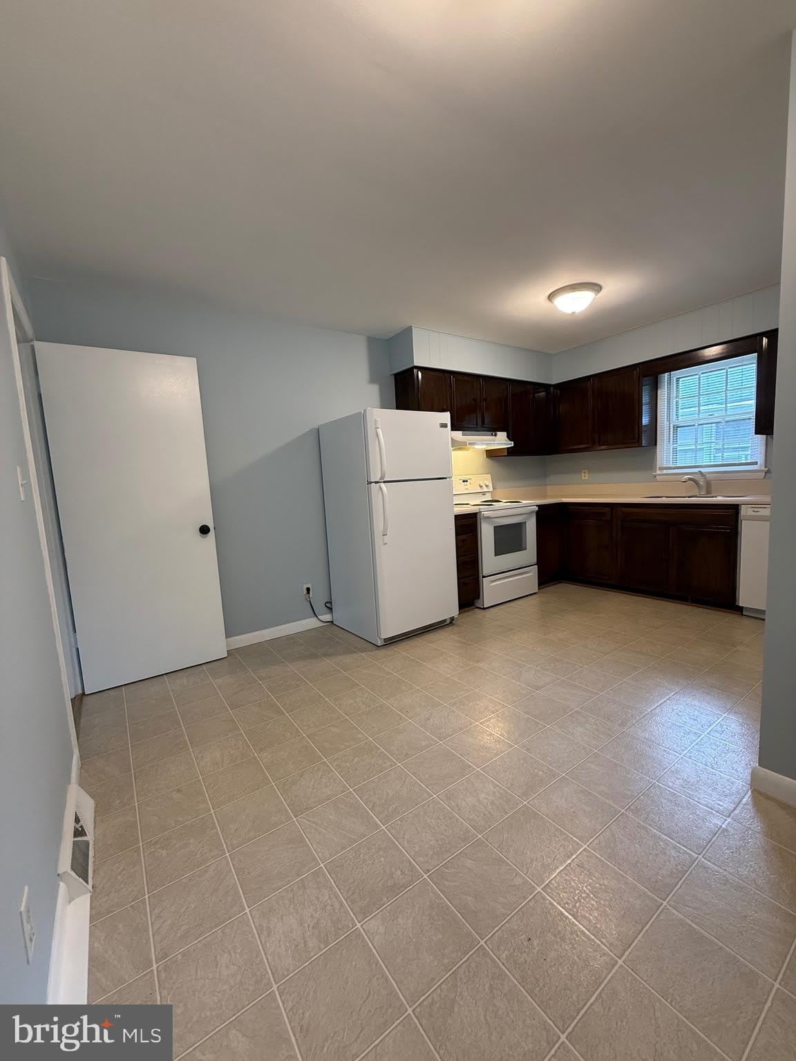 1315 RAPPAHANNOCK Avenue – photo 4