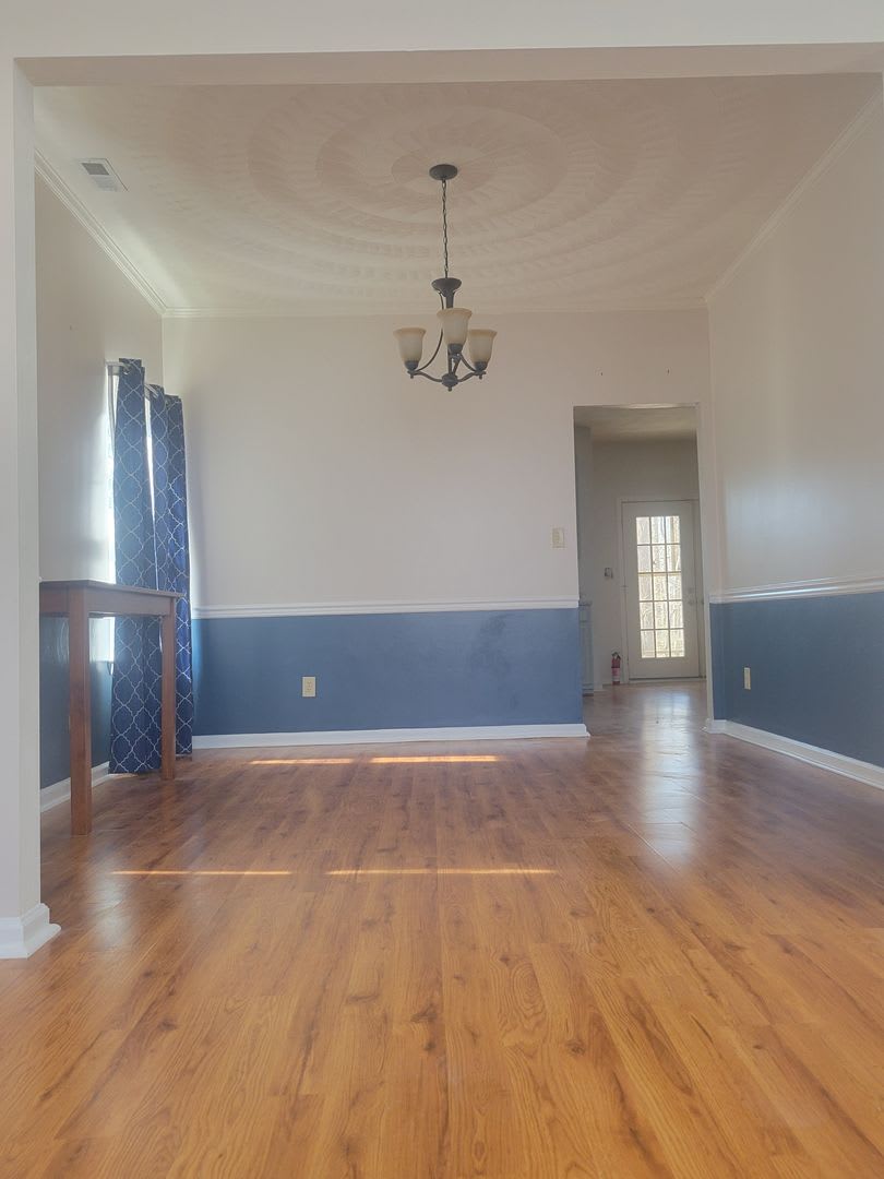 3 bedroom, 2.5 bathrooms single family home – photo 4