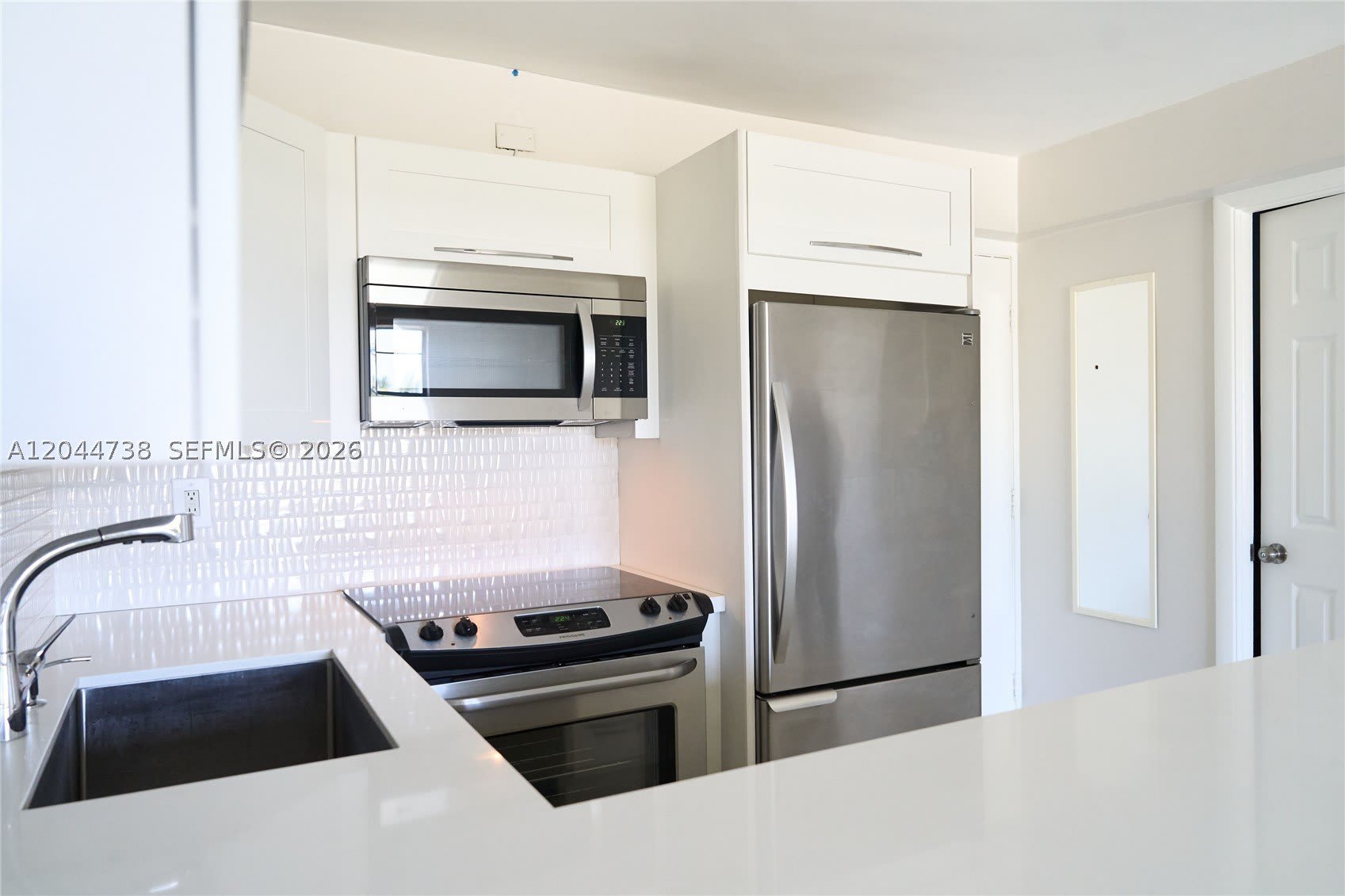 3000 N Ocean Blvd – photo 4