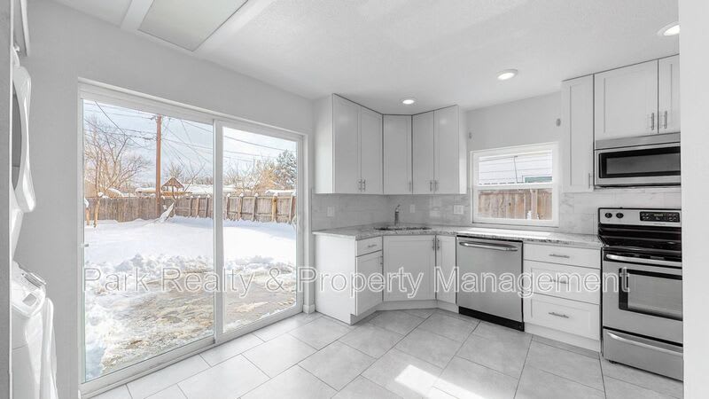 1770 Willow St – photo 3