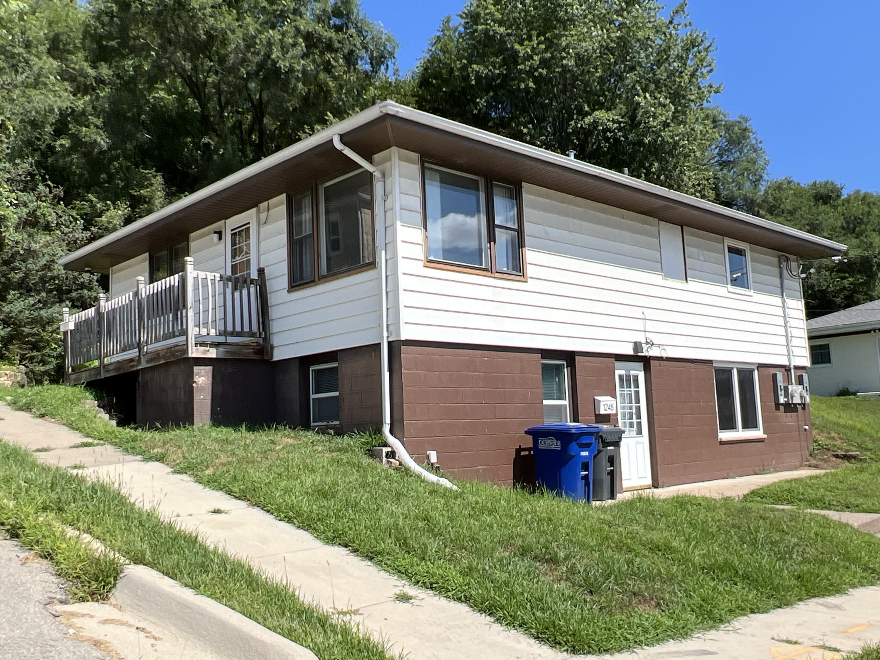1245 High Bluff Street – photo 2