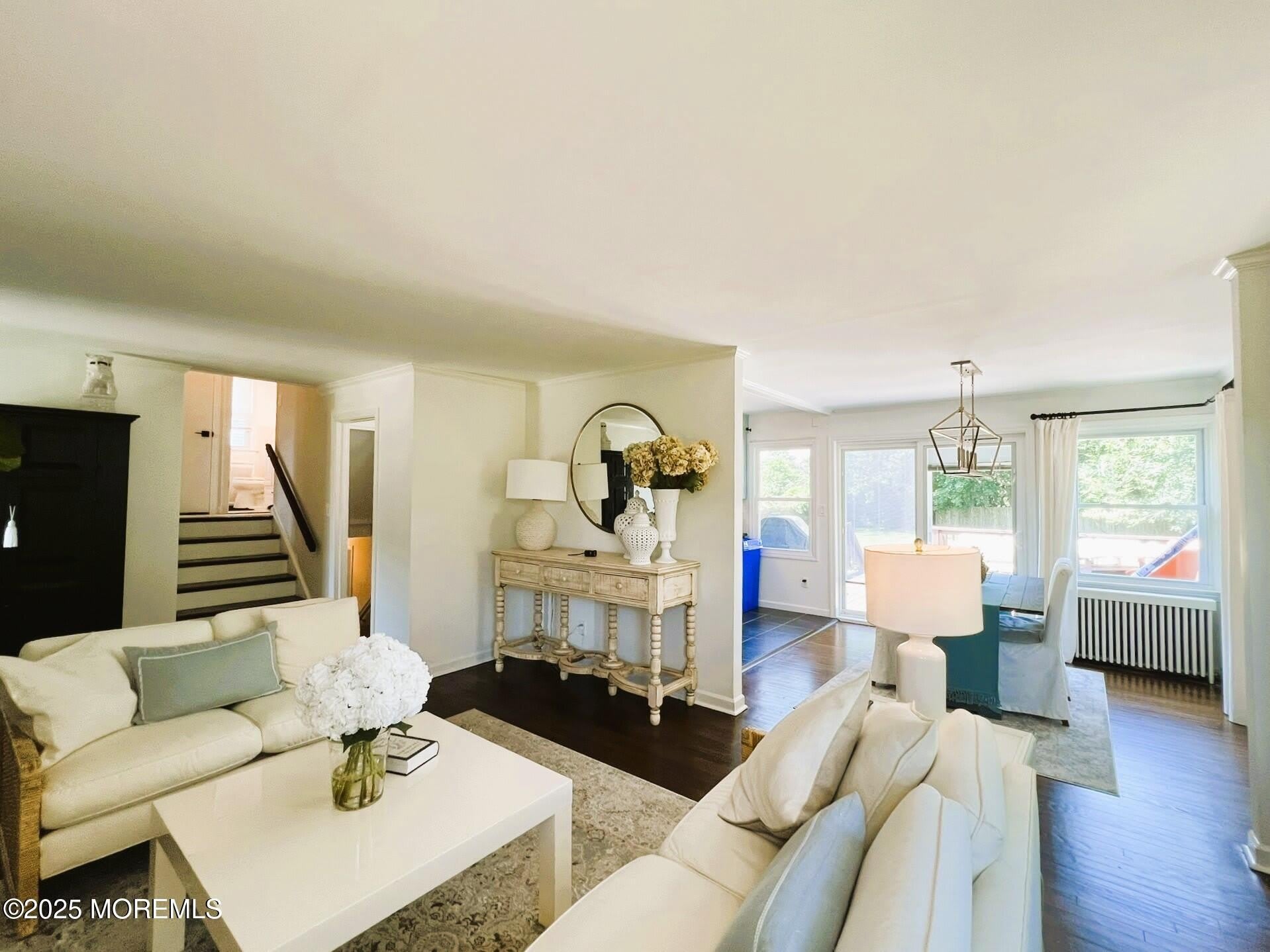370 Macarthur Avenue – photo 3