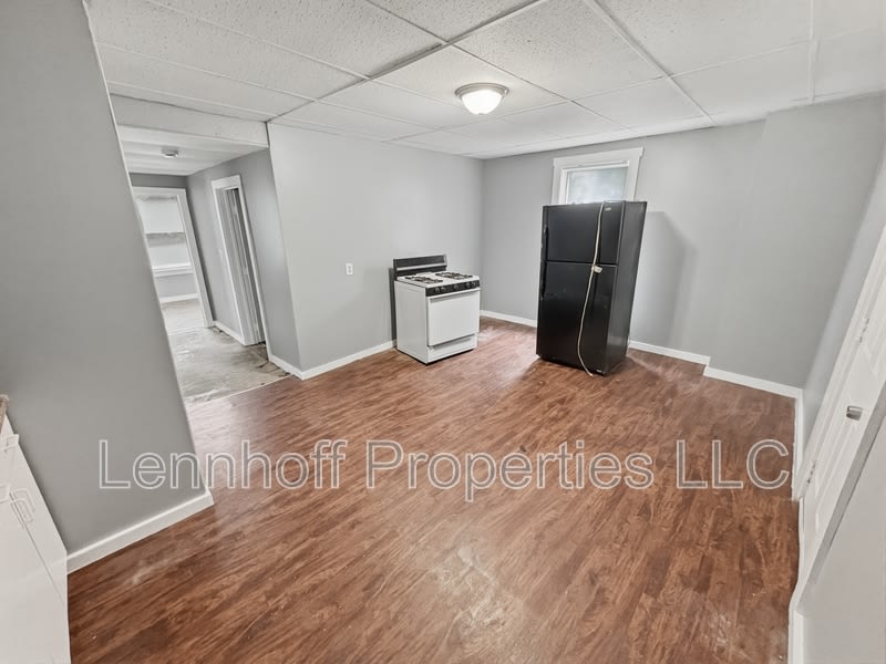 142 Jewett Street 6 – photo 2
