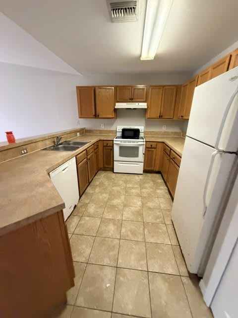 535 Meadow Rd – photo 4
