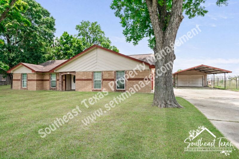 250 Duhon Street – photo 2