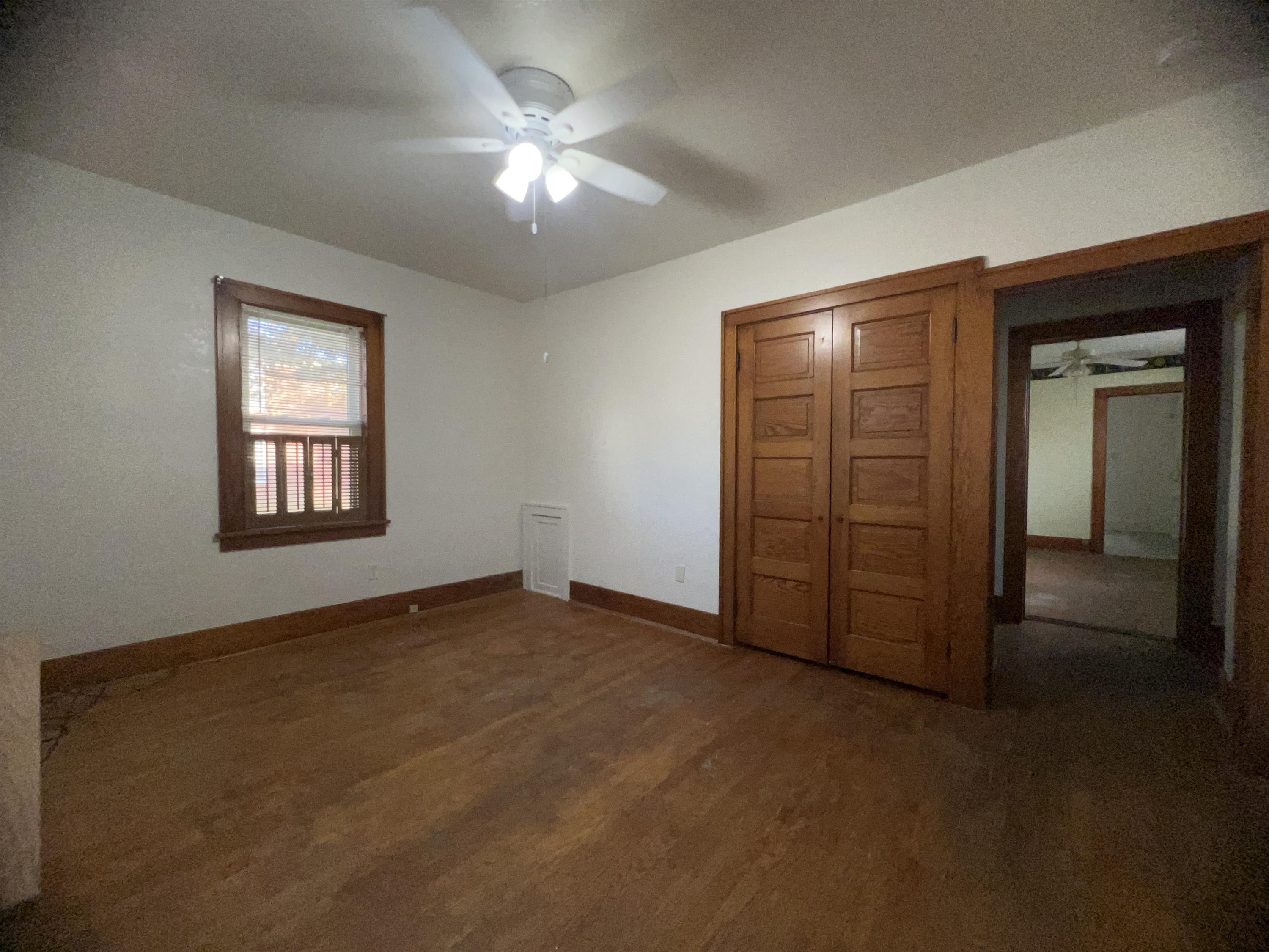 1550 West 3rd Street – photo 2