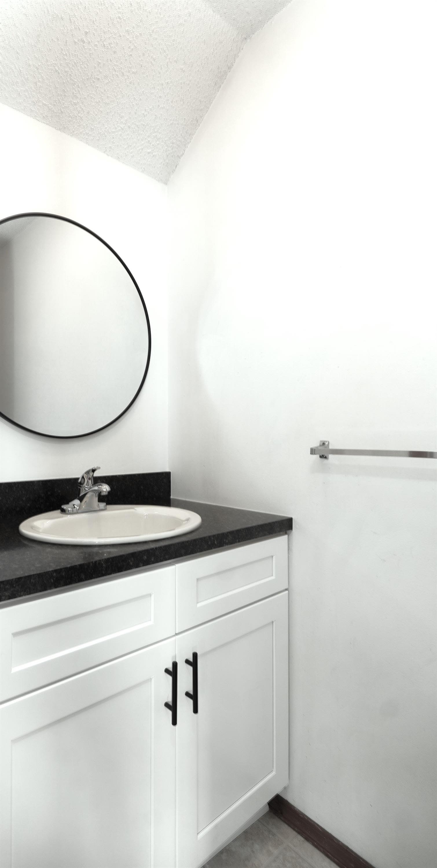 1207 N Main Street – photo 2