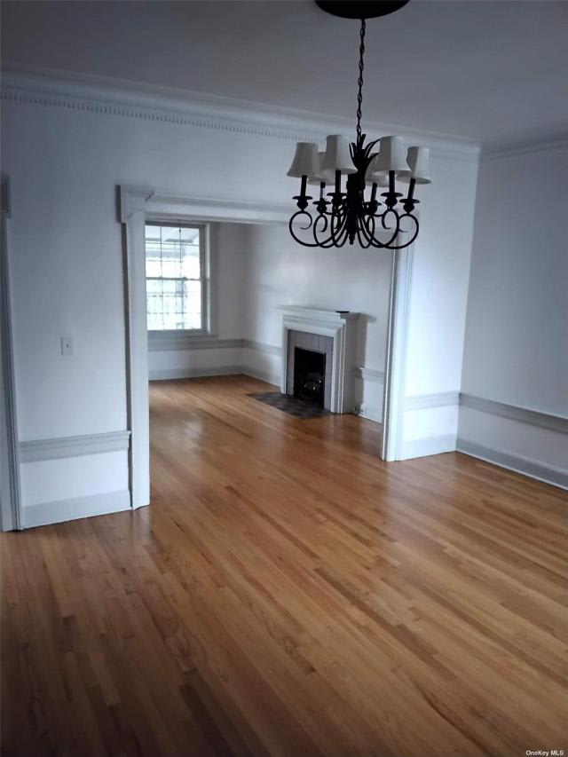 595 Crown Street – photo 2