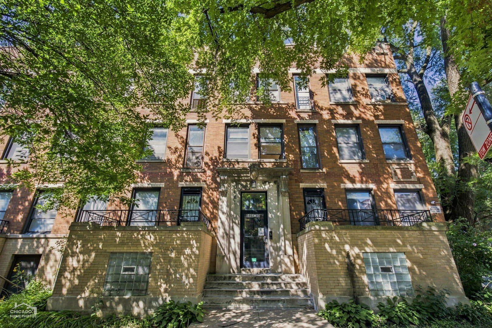 5402 S Woodlawn Avenue – photo 2