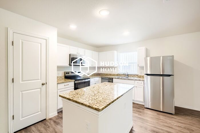 204 Coronado Avenue – photo 5