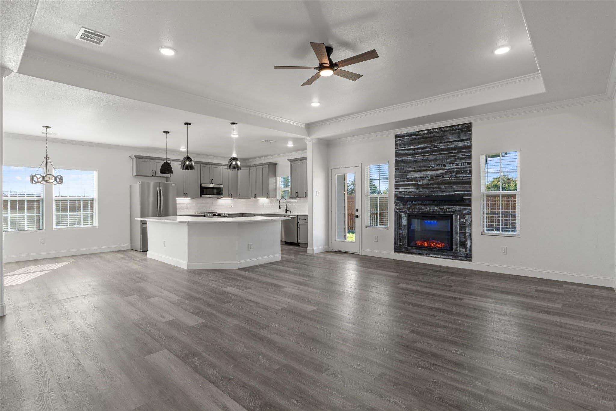162 Pelican Drive – photo 1