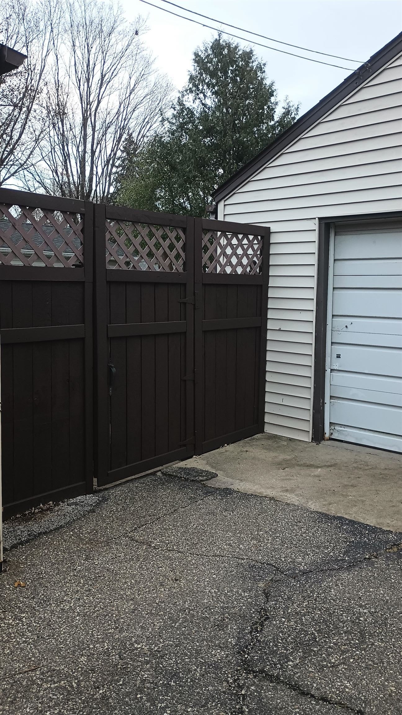 2917 Brandon Street – photo 3