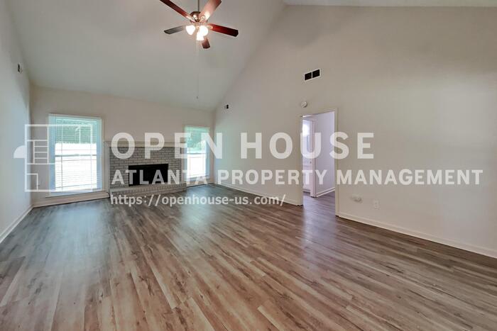 2791 Whippoorwill Circle Northwest – photo 4