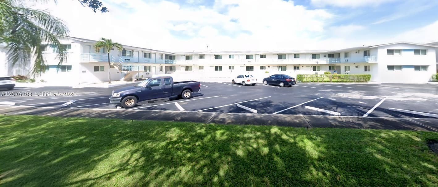3525 Tyler St – photo 4