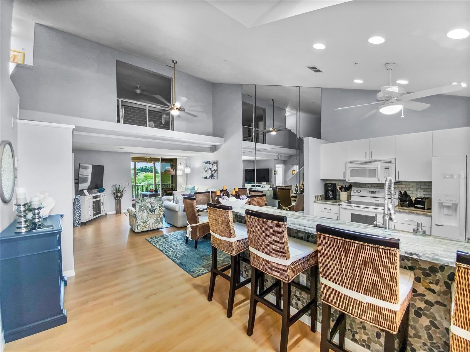 8370 WINGATE Drive – photo 3