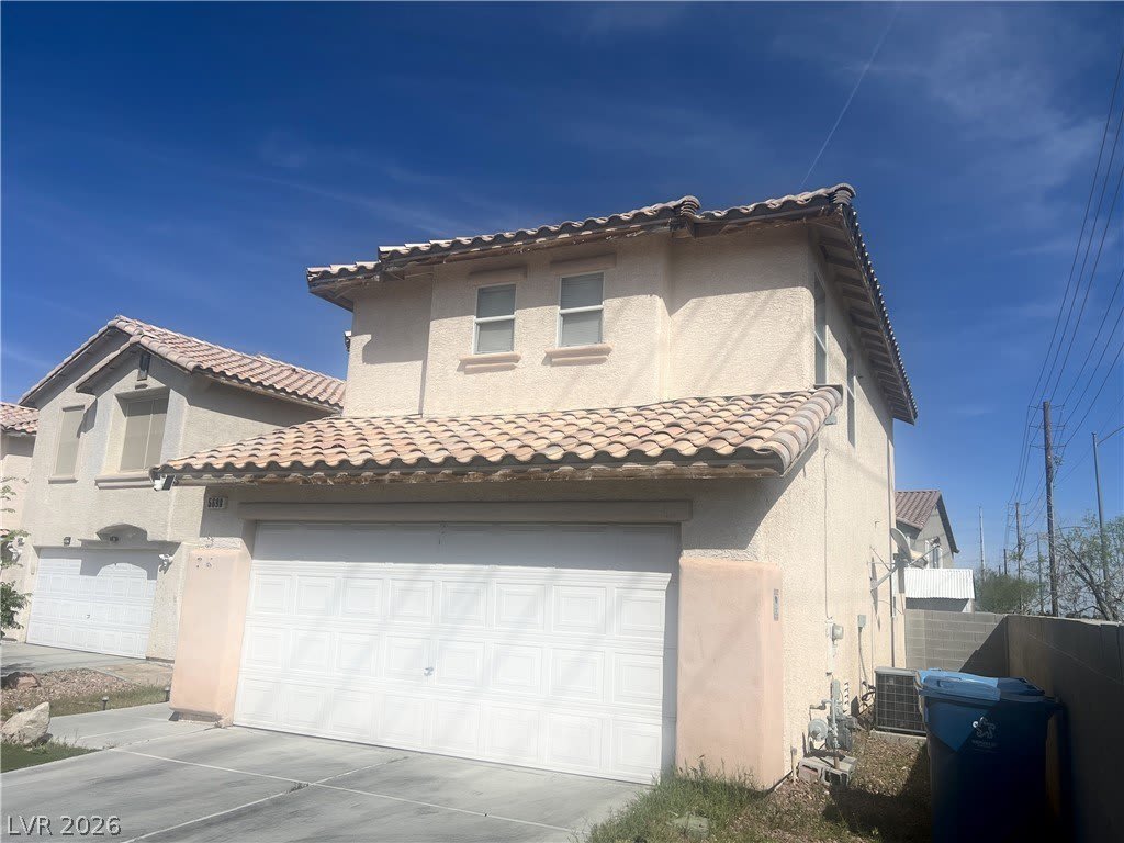 5698 Doubleday Street – photo 4
