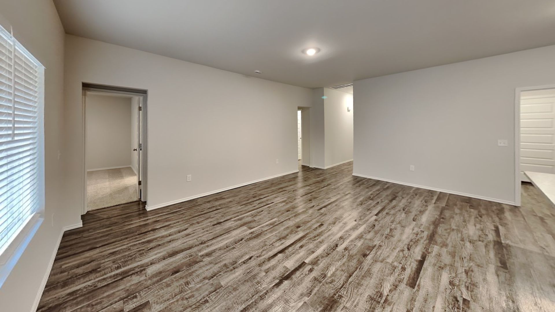4 Bedroom 2 Bathroom 2 Car Garage Home With Upgrades Close To Broadway Extension A Short Distance From Edmond And Easy Access To Downtown Okc – photo 4