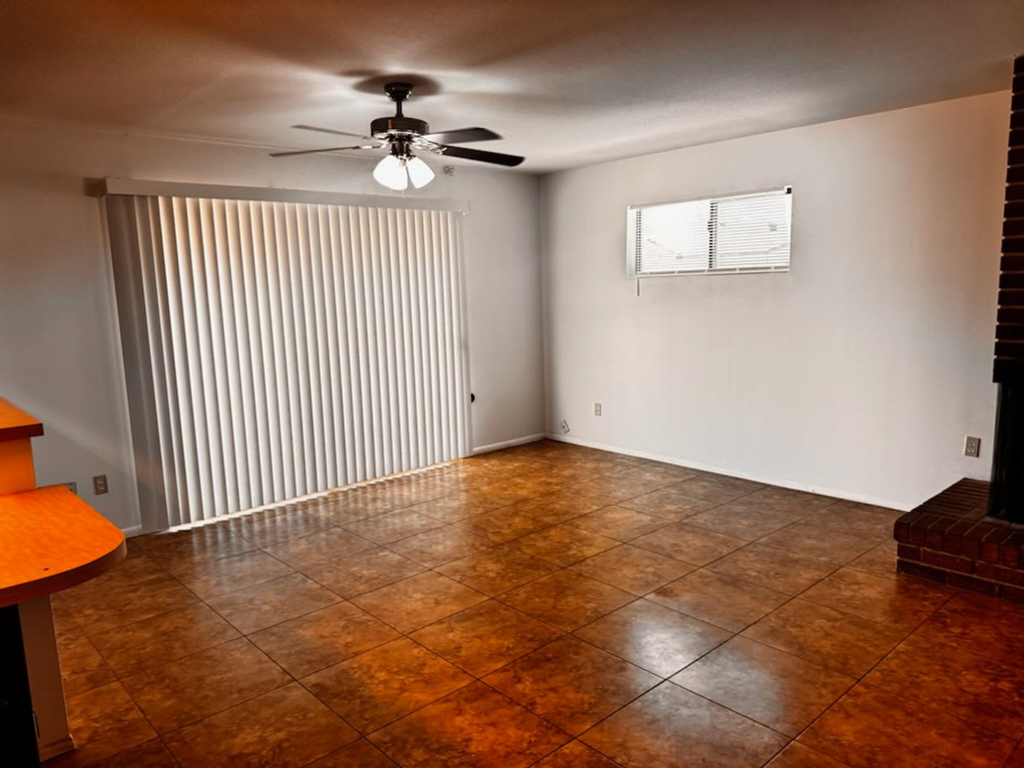 4 bedroom in Tempe – photo 3