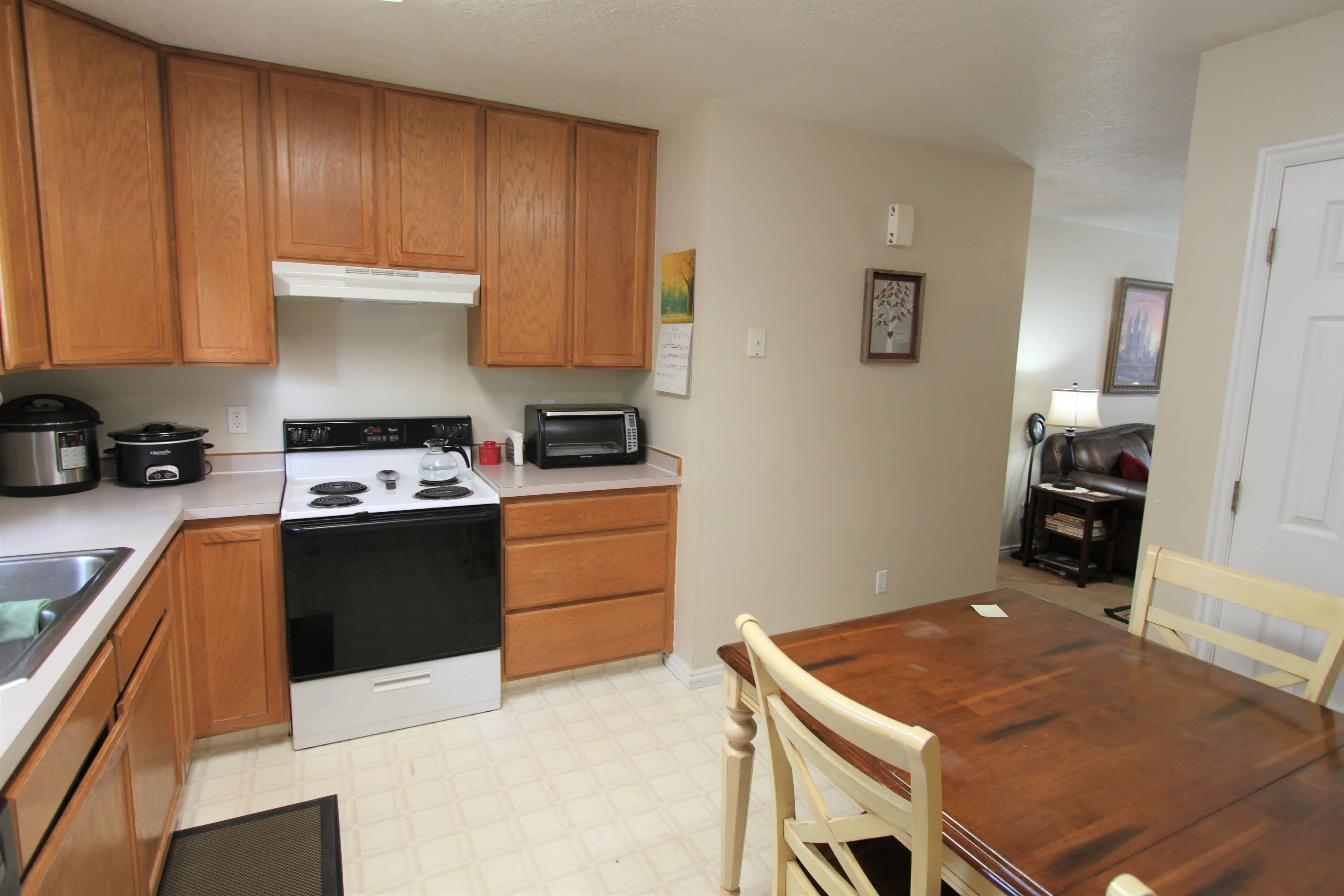 496 East 1000 South – photo 5