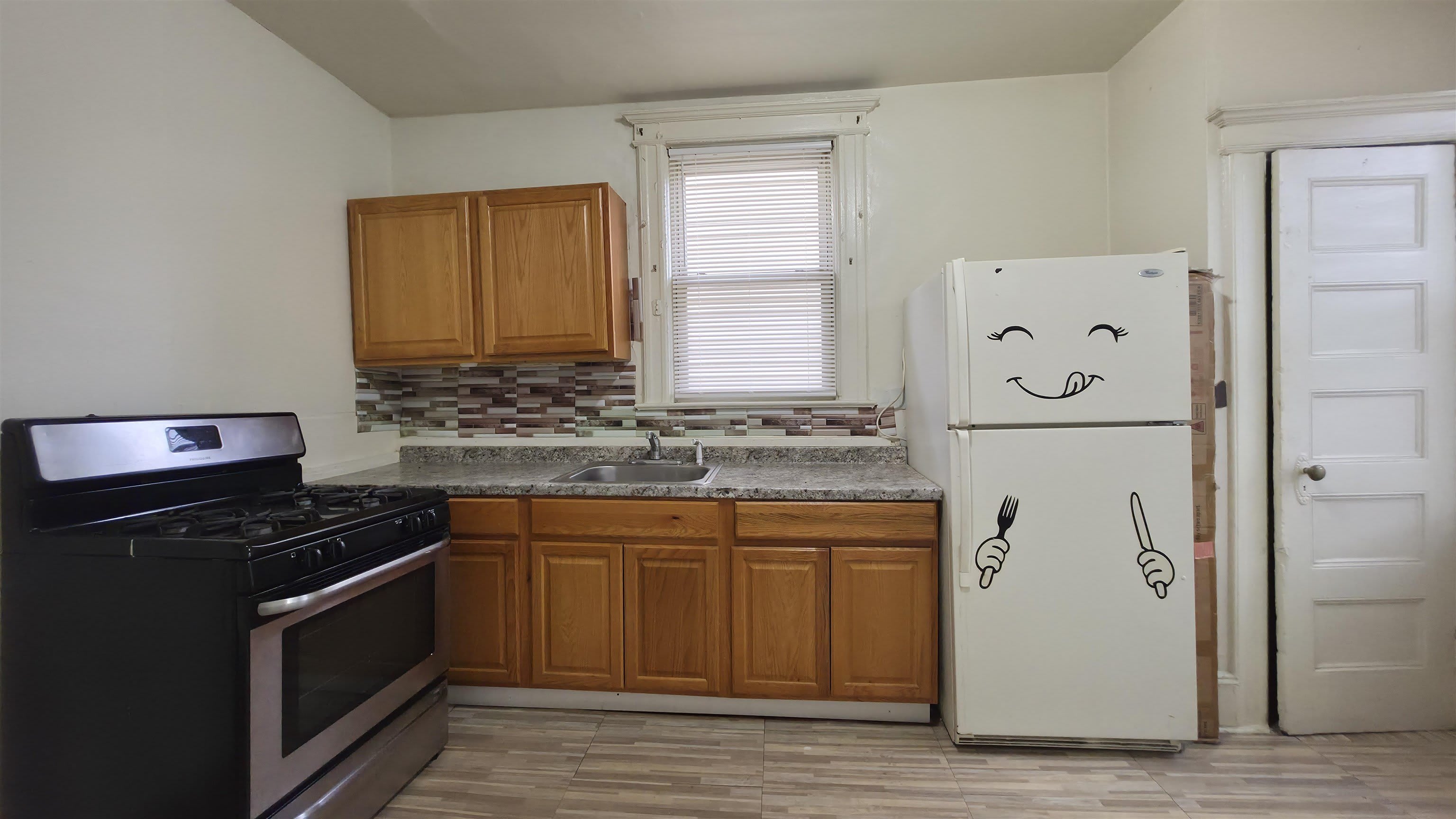 19 DELAWARE AVE – photo 5