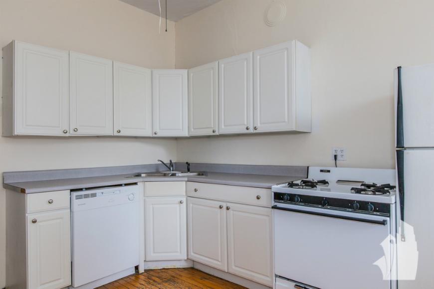 3639 North Paulina Street – photo 2