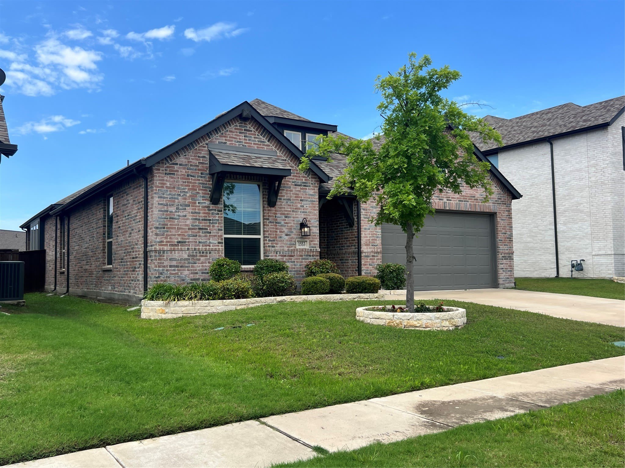 1553 Sugarberry Drive – photo 2