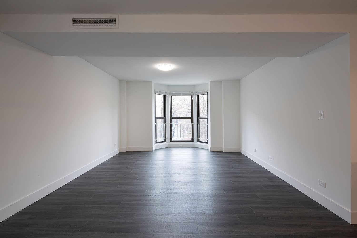 1400 E. 57th Street – photo 3