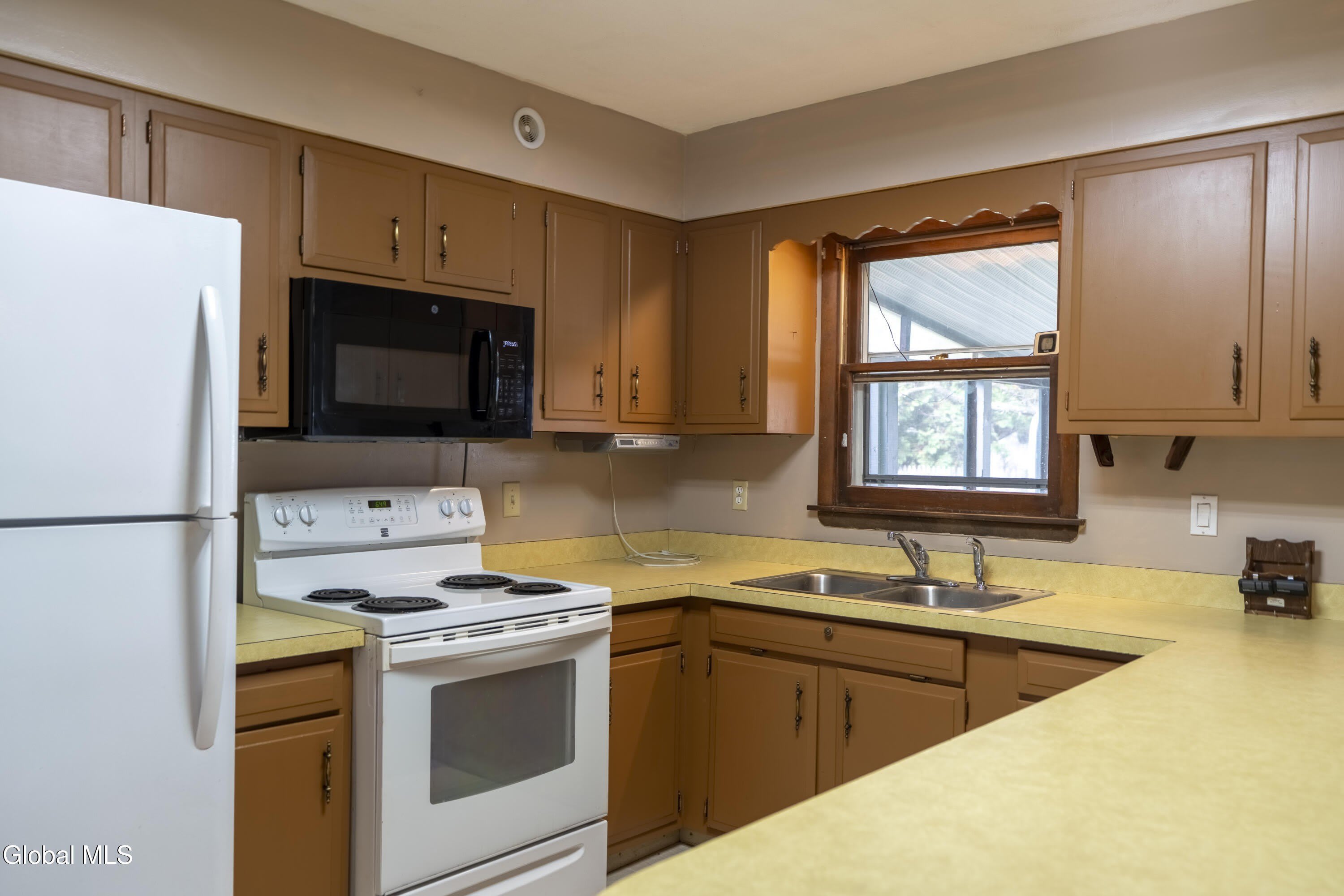 11 Keyes Street – photo 5