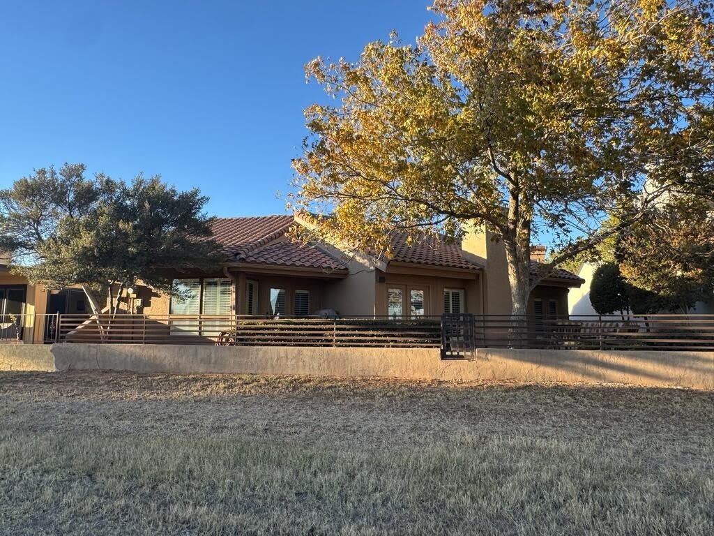5009 Green Tree Blvd – photo 3
