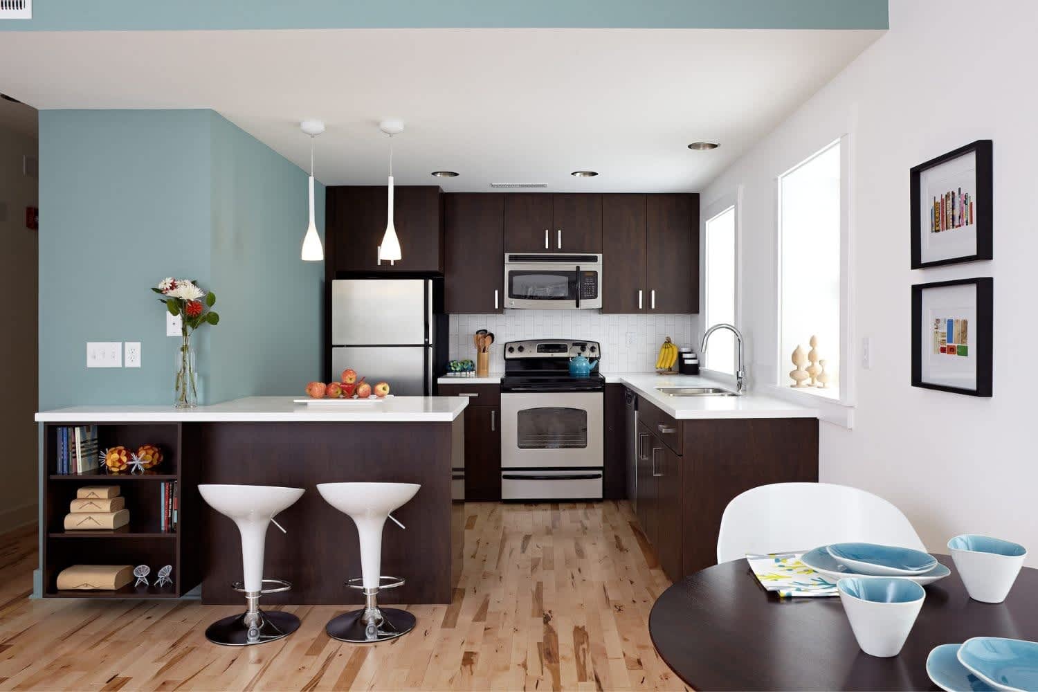 Windsor House – photo 1