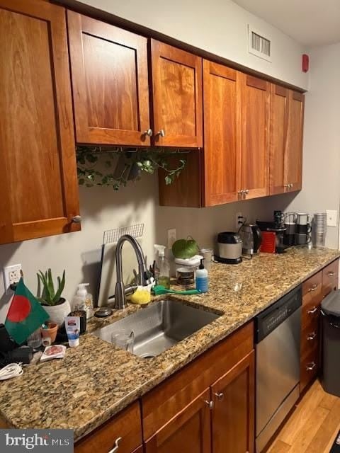 2501 CHRISTIAN STREET – photo 3