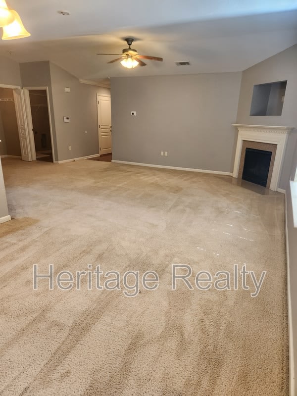 6515 Airtree Lane – photo 2
