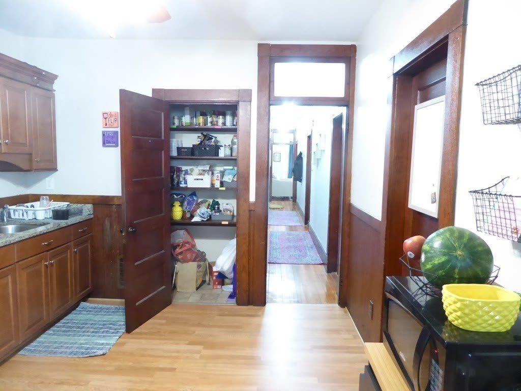 844 E Fifth Street – photo 2