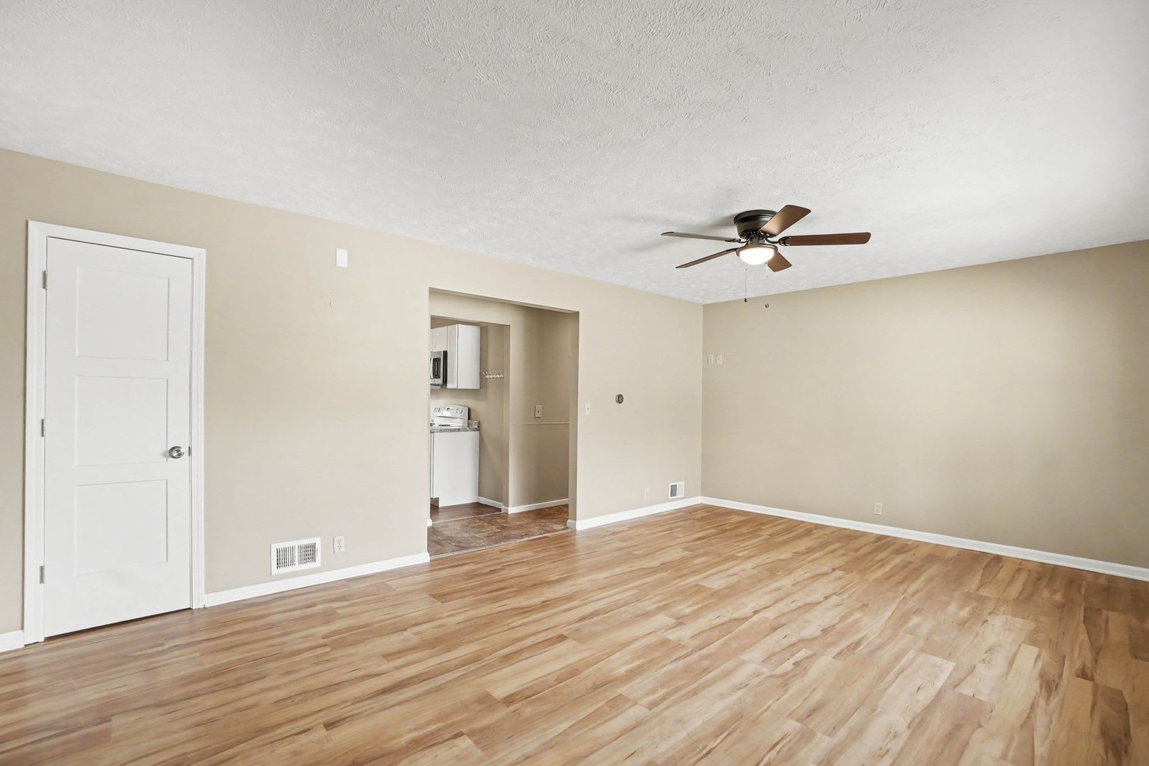 Modern Comfort meets Convenience – photo 4