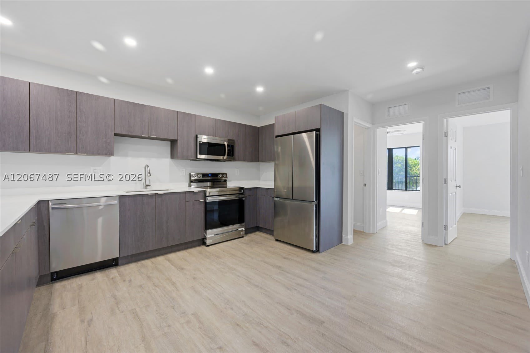 349 NW 40th St – photo 3