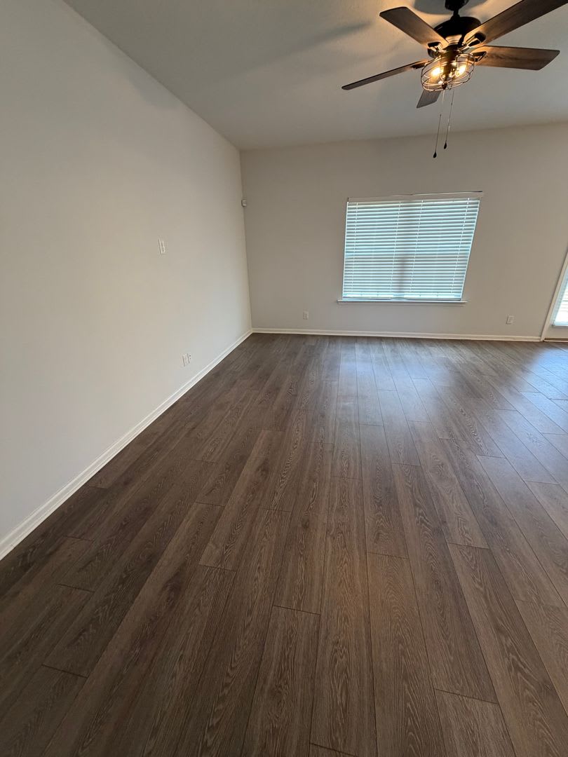 FOR RENT – photo 2