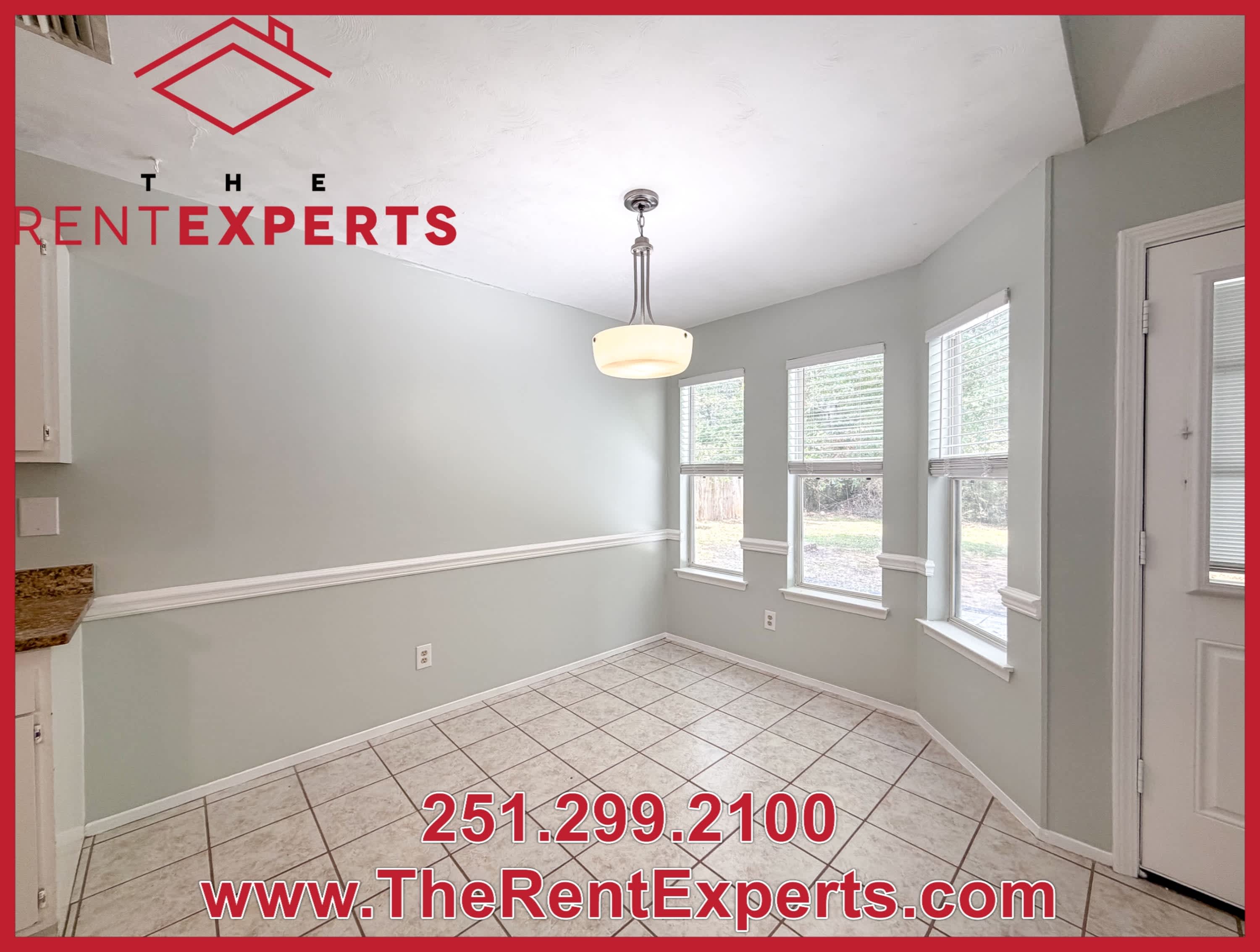 9570 Royal Woods Drive North – photo 3