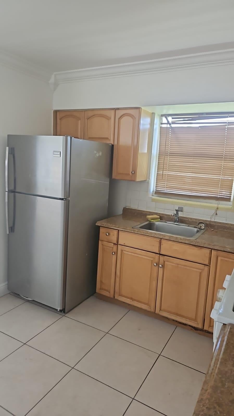 2438 Thomas Street – photo 2