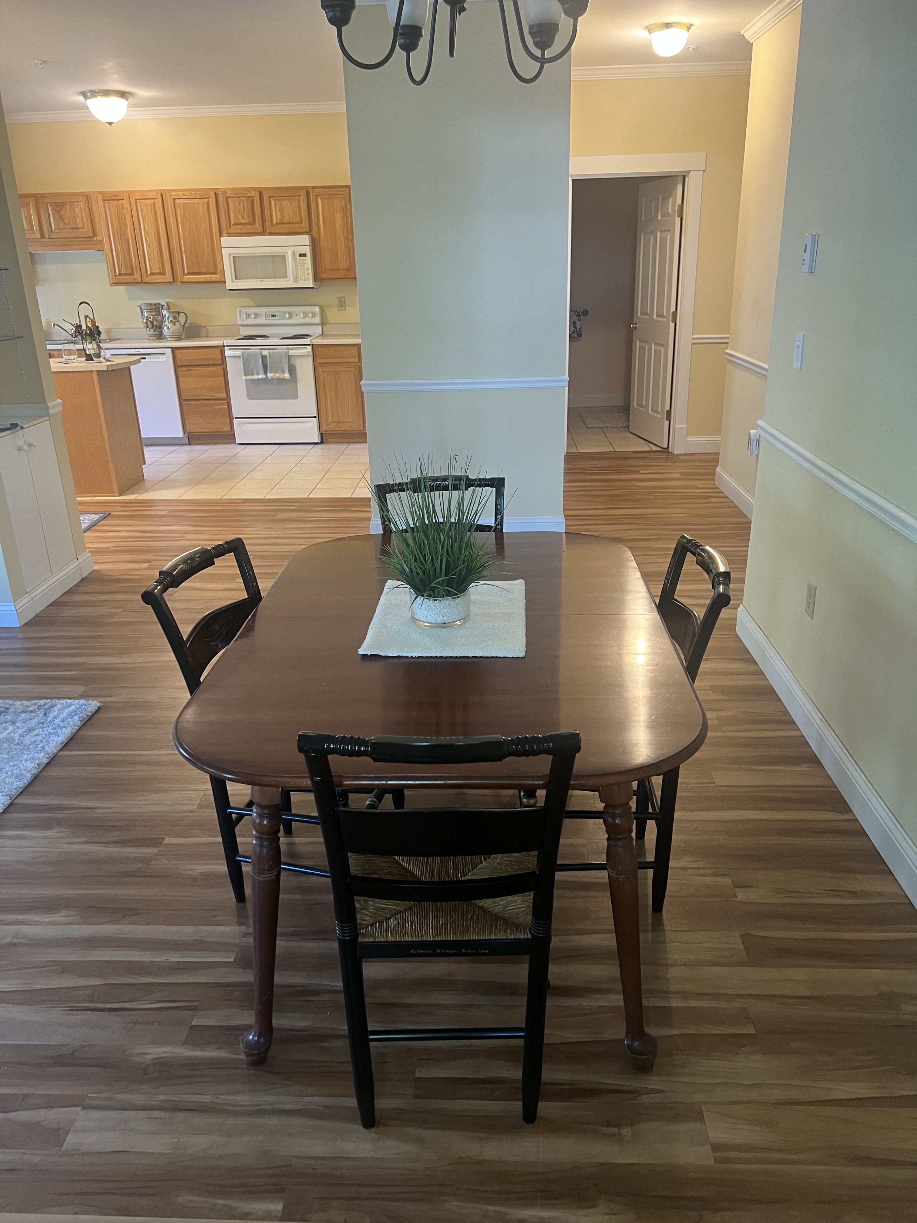 106 Farragut Way – photo 4