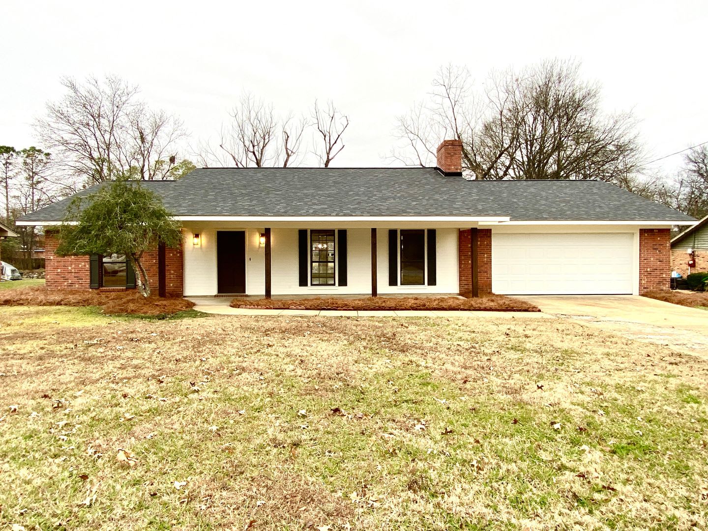 Update 3 Bedroom 2 Bath – photo 1